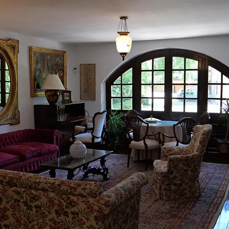 Santillana Szálloda 3*