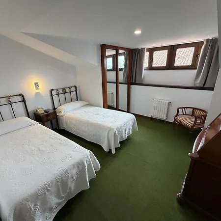 Hotel Santillana