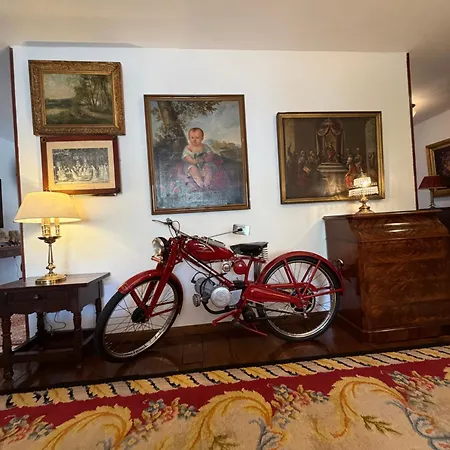 Hotel Santillana