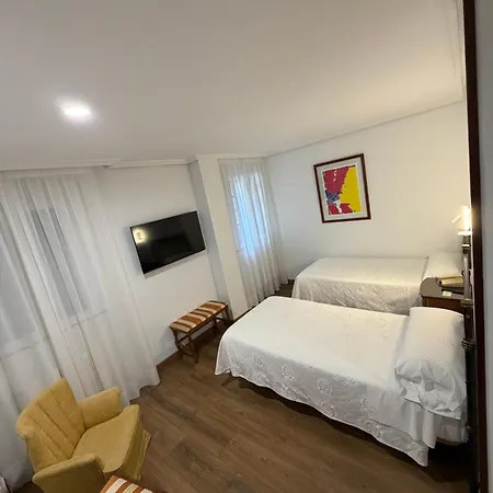 Santillana Hotel