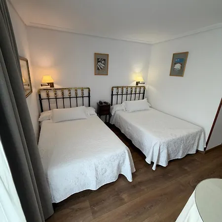 Hotel Santillana