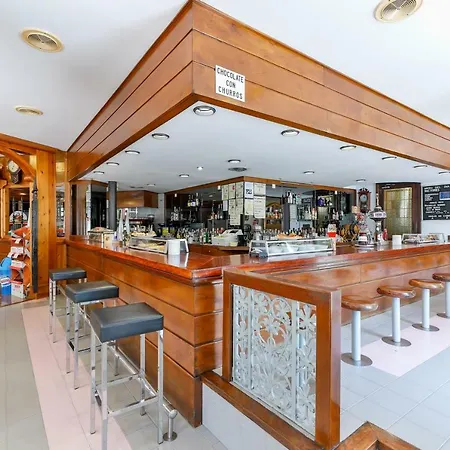 Santillana סנטילנה דל מר