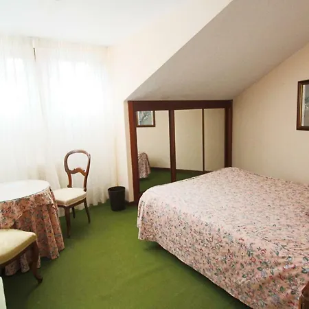 Santillana Szálloda 3*