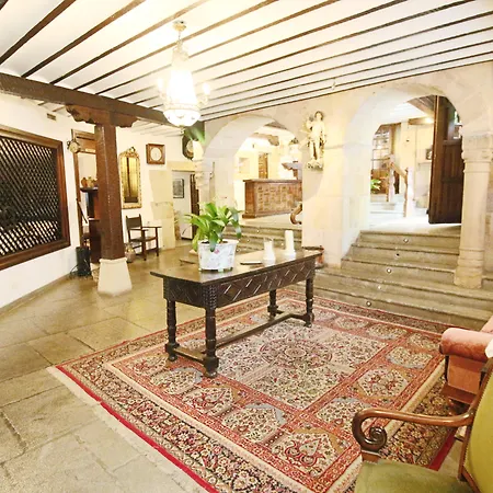 Santillana Szálloda