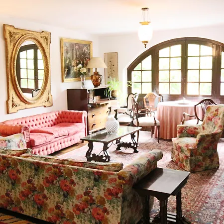 Szálloda Santillana 3*