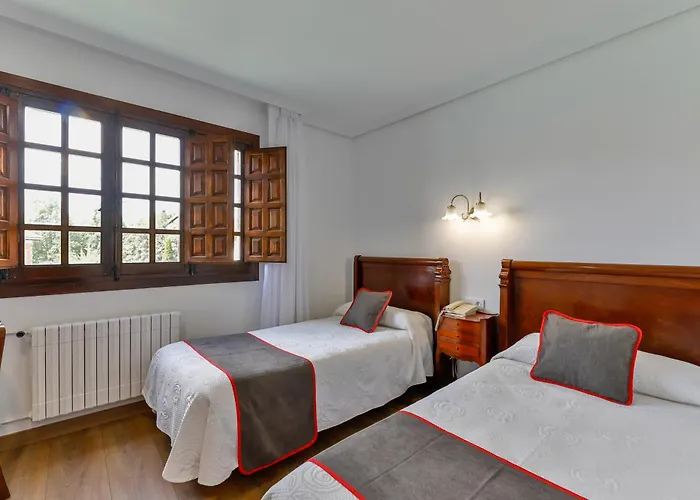 Santillana 桑提亚纳德玛